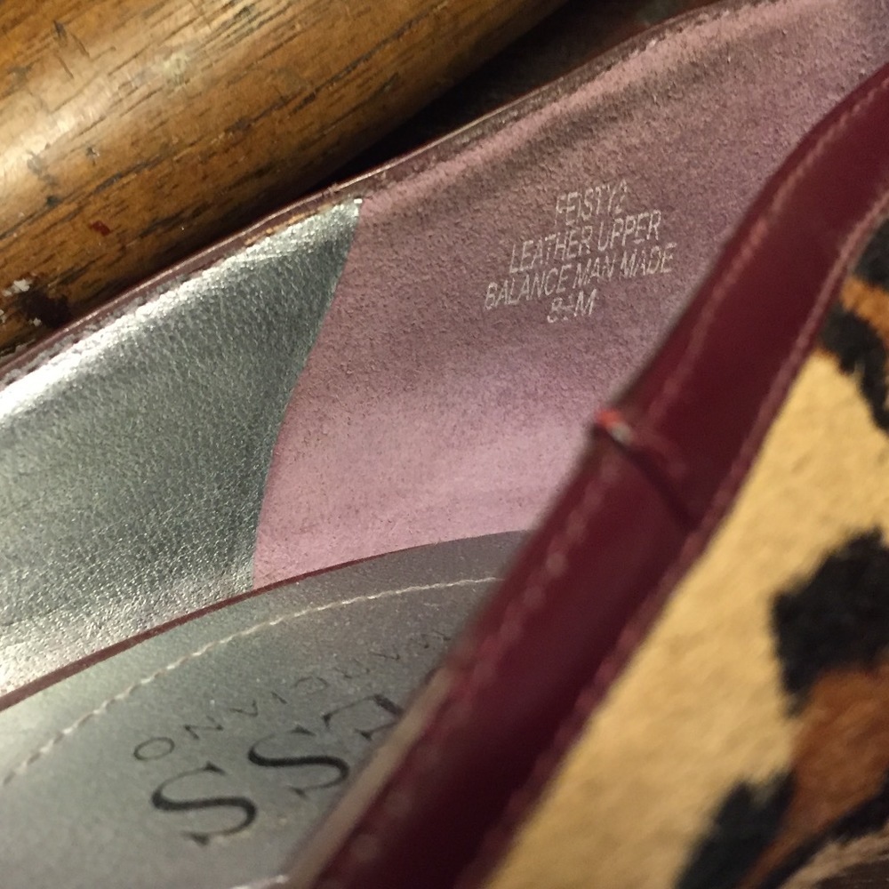 ✨ Fierce & Fabulous Guess Leopard Print Stilettos 🐆👠 - Picture 9 of 10